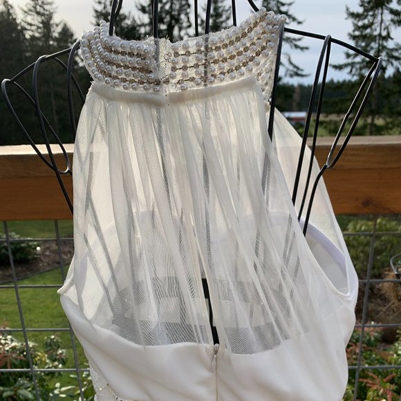 Juno Dress Collectio Ivory Lace Evening Gown - Picture 6 of 11